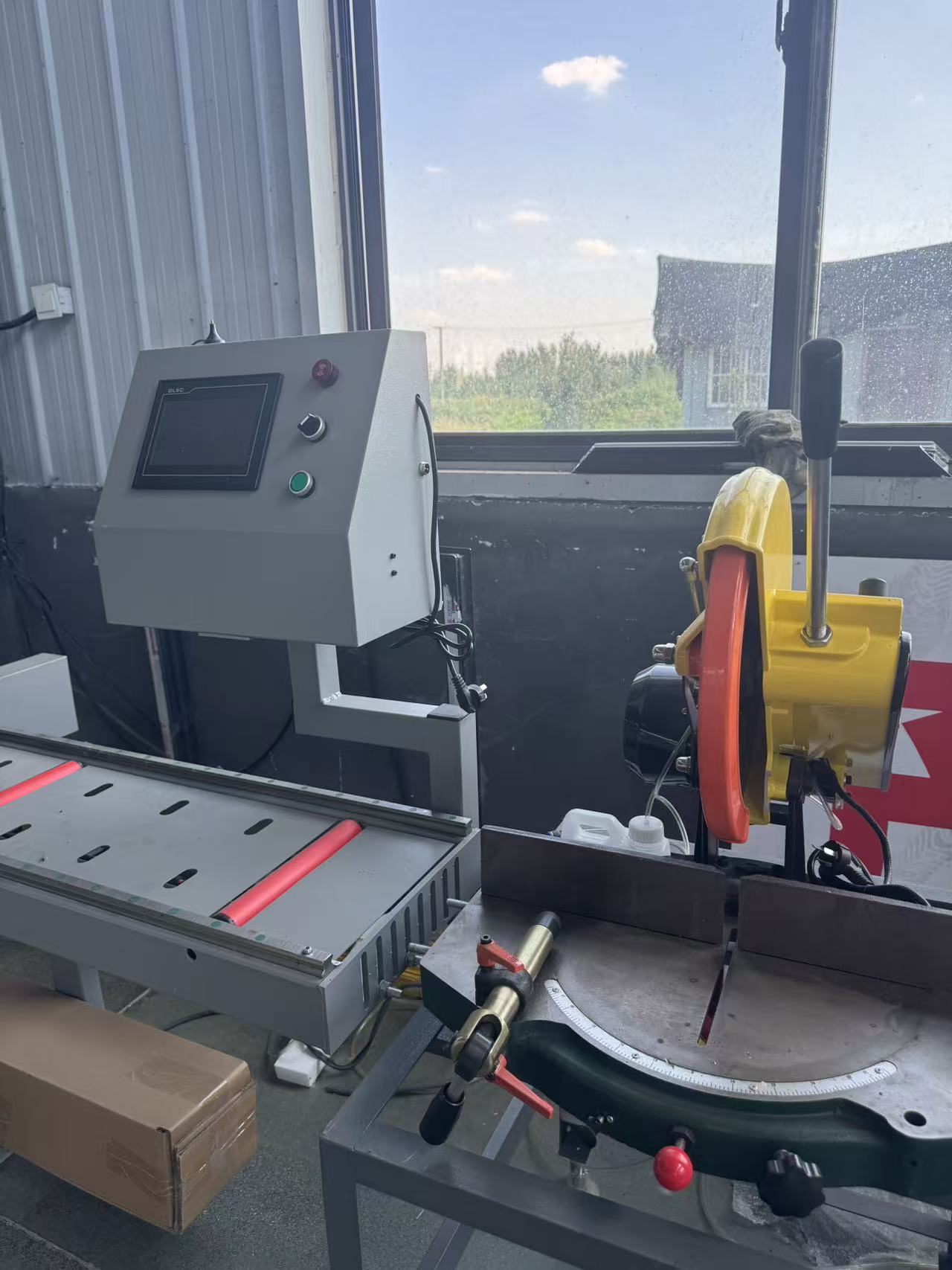 CNC Fixed-Length Saw for Thermal Break Aluminum Window Glazing Bead Cutting