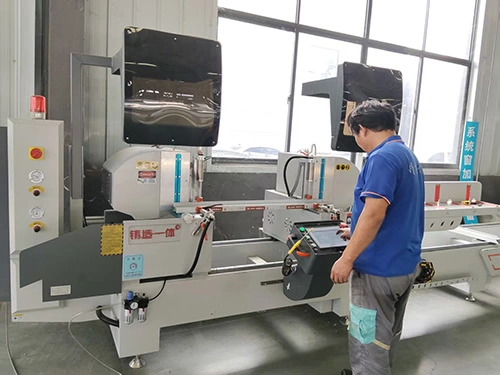 CNC Double-head Cutting Saw for 45° and 90° Cutting